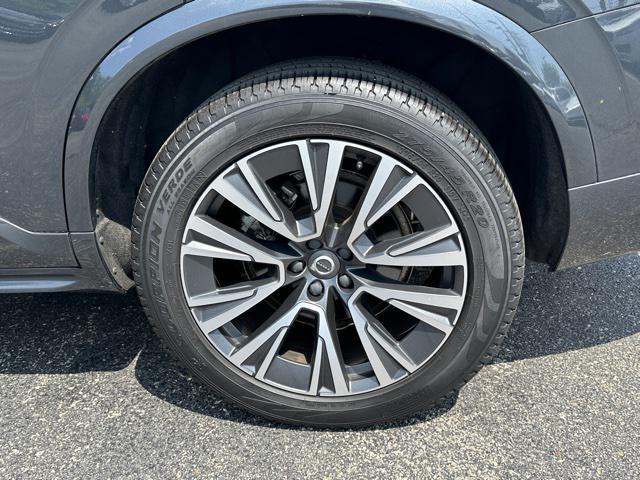 used 2021 Volvo XC90 car, priced at $31,372