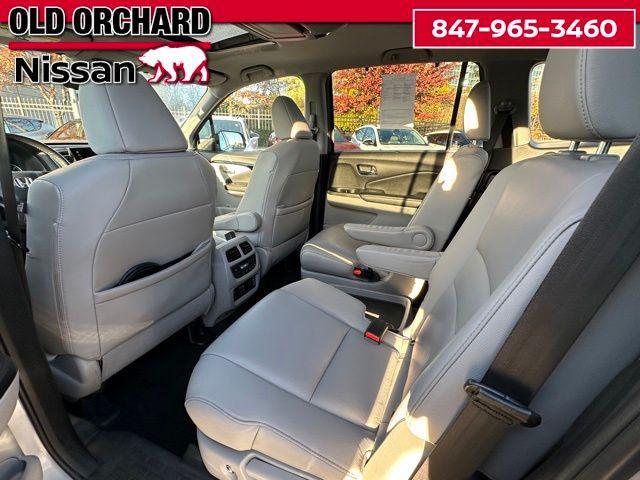 used 2019 Honda Pilot car, priced at $18,444