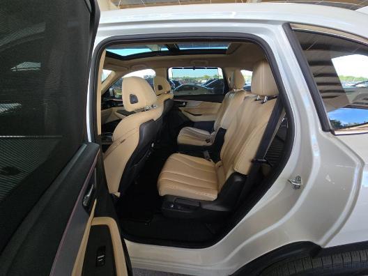 used 2022 Acura MDX car, priced at $37,989