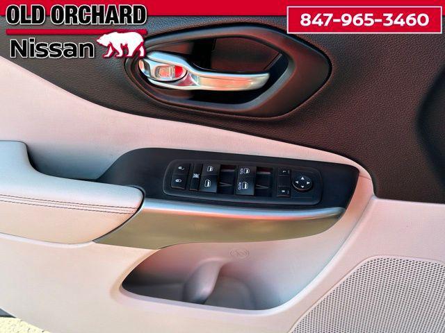 used 2021 Jeep Cherokee car, priced at $15,997