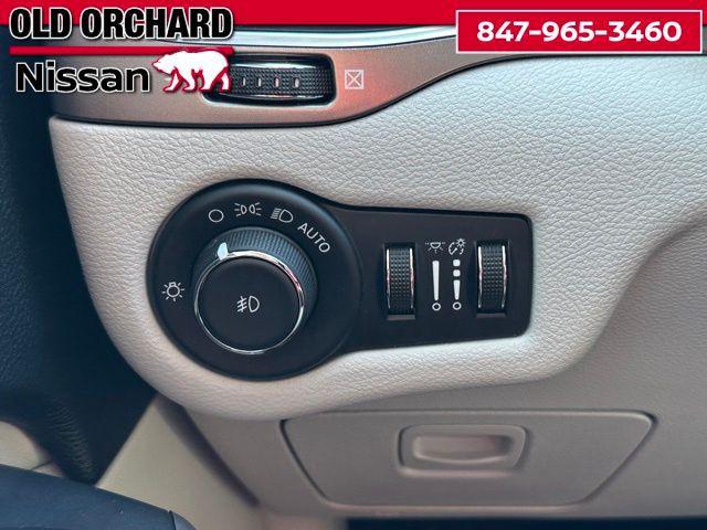 used 2021 Jeep Cherokee car, priced at $15,997