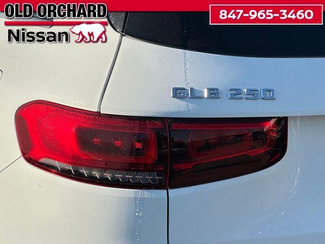 used 2022 Mercedes-Benz GLB 250 car, priced at $27,444