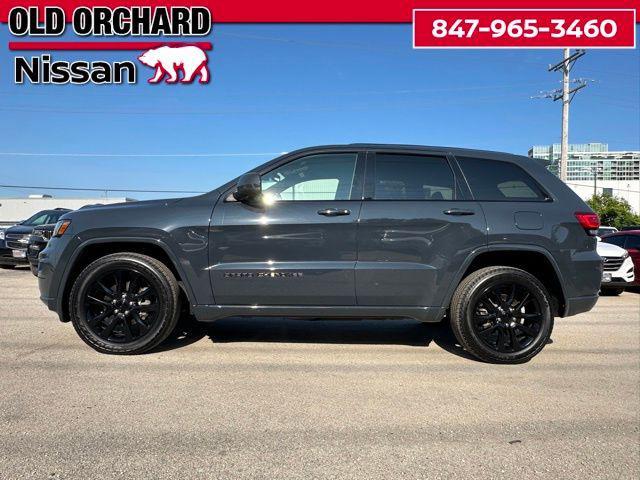 used 2017 Jeep Grand Cherokee car, priced at $14,972