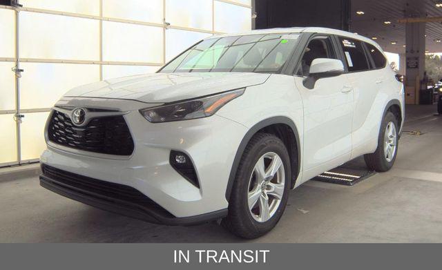 used 2023 Toyota Highlander car, priced at $28,888