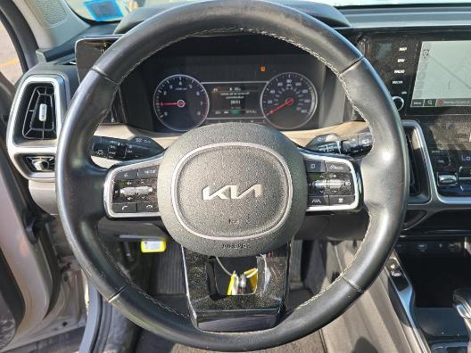 used 2022 Kia Sorento car, priced at $28,496