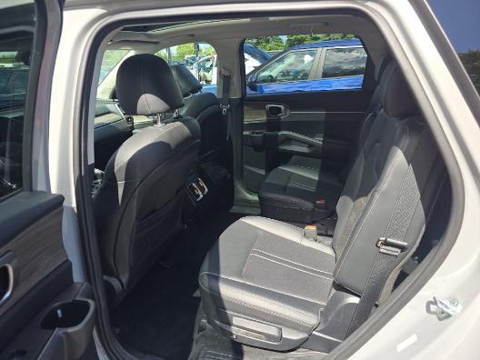 used 2022 Kia Sorento car, priced at $28,496