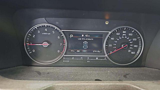 used 2022 Kia Sorento car, priced at $28,496
