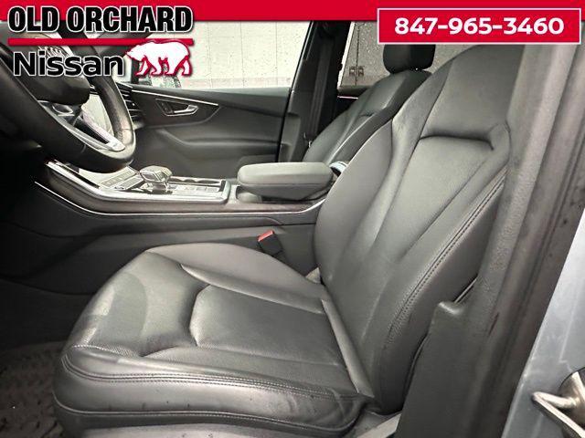 used 2023 Audi Q7 car, priced at $43,997