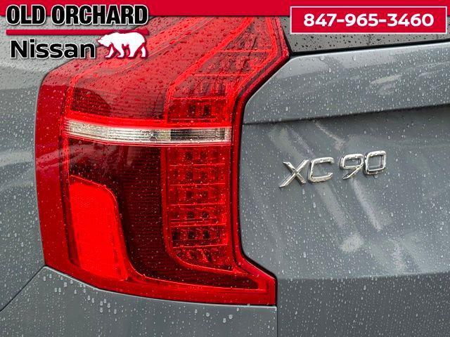 used 2021 Volvo XC90 Recharge Plug-In Hybrid car, priced at $31,372