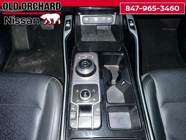 used 2022 Kia Sorento Plug-In Hybrid car, priced at $24,989