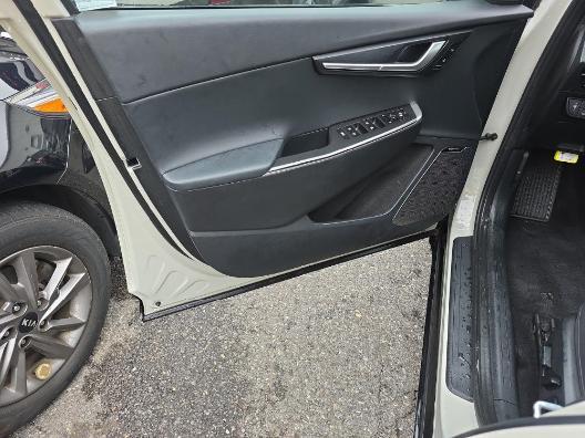 used 2022 Kia EV6 car, priced at $24,888