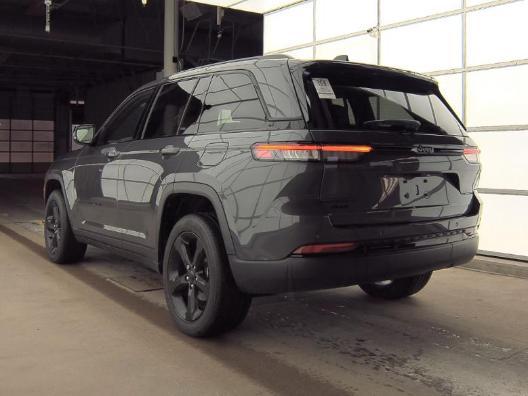 used 2023 Jeep Grand Cherokee car, priced at $31,972