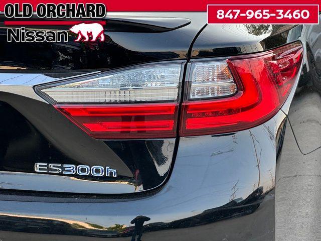 used 2017 Lexus ES 300h car, priced at $14,972