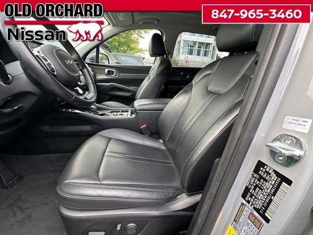 used 2022 Kia Sorento car, priced at $24,444