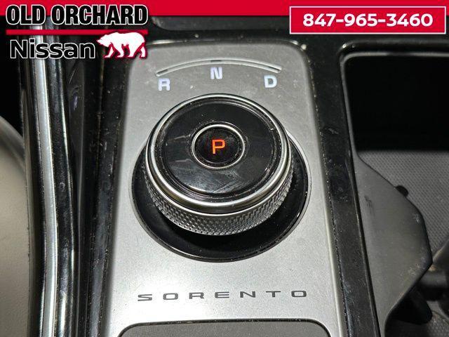 used 2022 Kia Sorento Plug-In Hybrid car, priced at $25,036