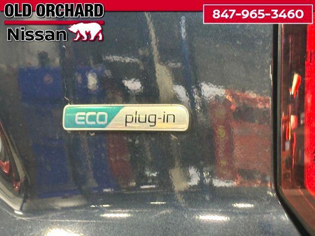 used 2022 Kia Sorento Plug-In Hybrid car, priced at $25,036