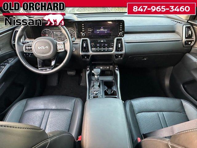 used 2023 Kia Sorento car, priced at $28,887