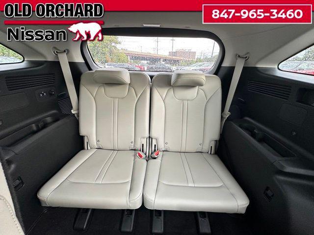 used 2024 Kia Sorento car, priced at $36,444