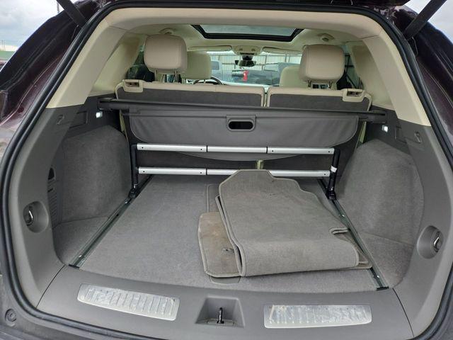 used 2021 Cadillac XT5 car, priced at $28,888