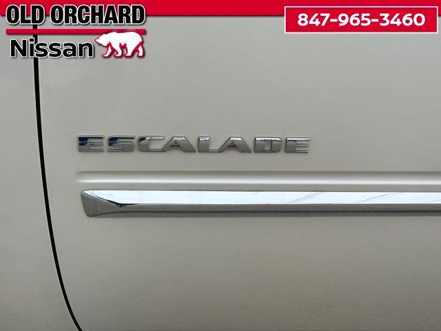 used 2012 Cadillac Escalade car, priced at $13,777