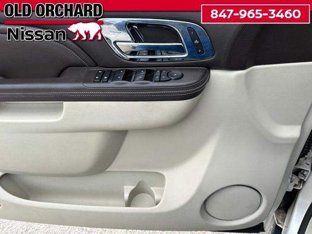 used 2012 Cadillac Escalade car, priced at $13,777