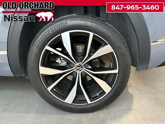 used 2024 Volkswagen Atlas Cross Sport car, priced at $35,888