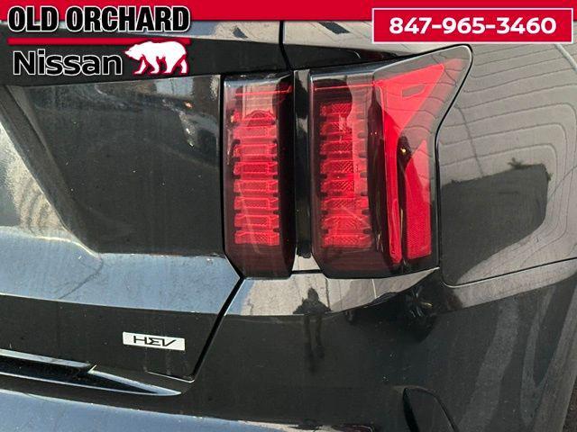 used 2023 Kia Sorento Hybrid car, priced at $25,777