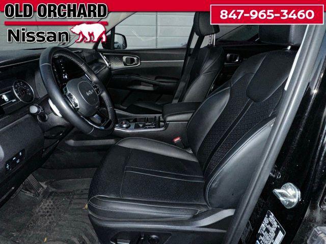 used 2023 Kia Sorento Hybrid car, priced at $25,777