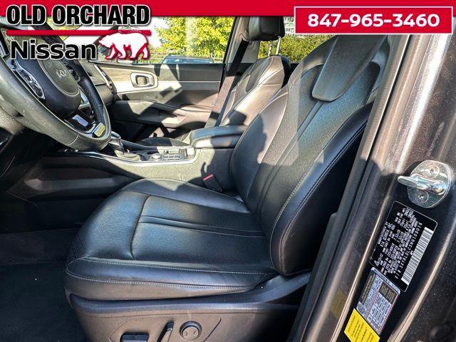 used 2022 Kia Sorento car, priced at $22,777