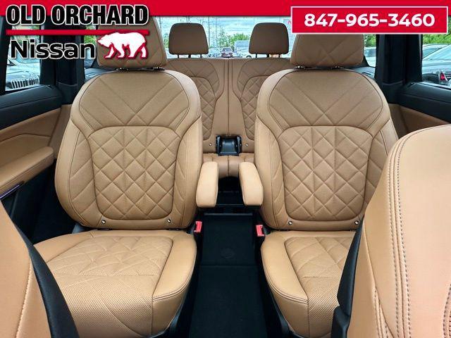 used 2023 BMW X7 car, priced at $64,972