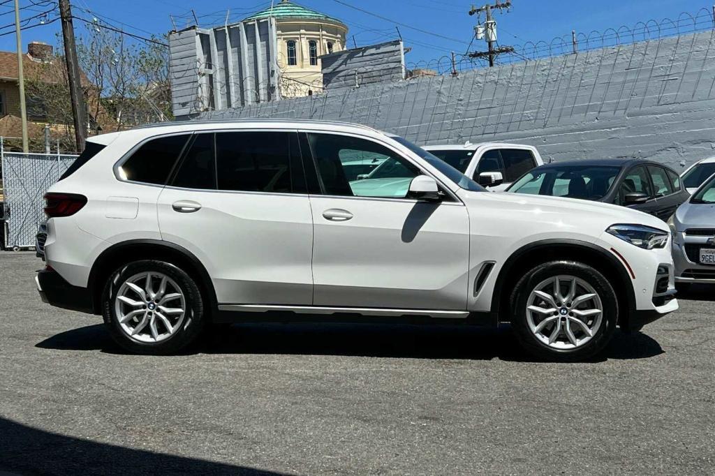 used 2021 BMW X5 car, priced at $32,900