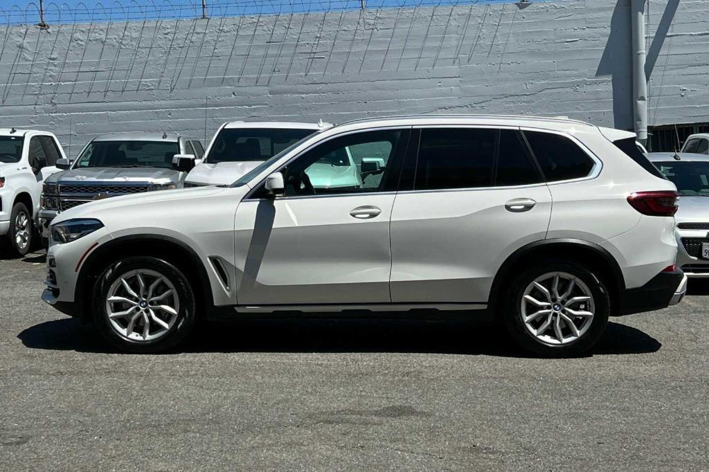 used 2021 BMW X5 car, priced at $32,900