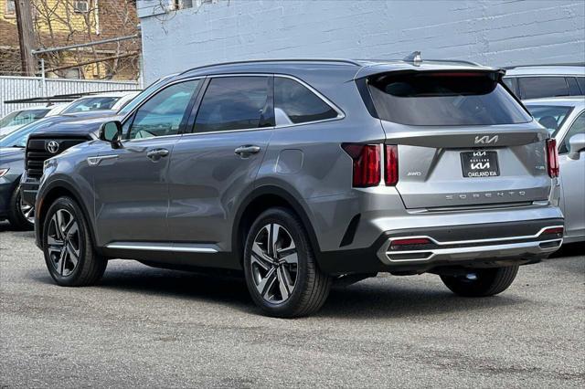 used 2022 Kia Sorento Plug-In Hybrid car, priced at $30,900