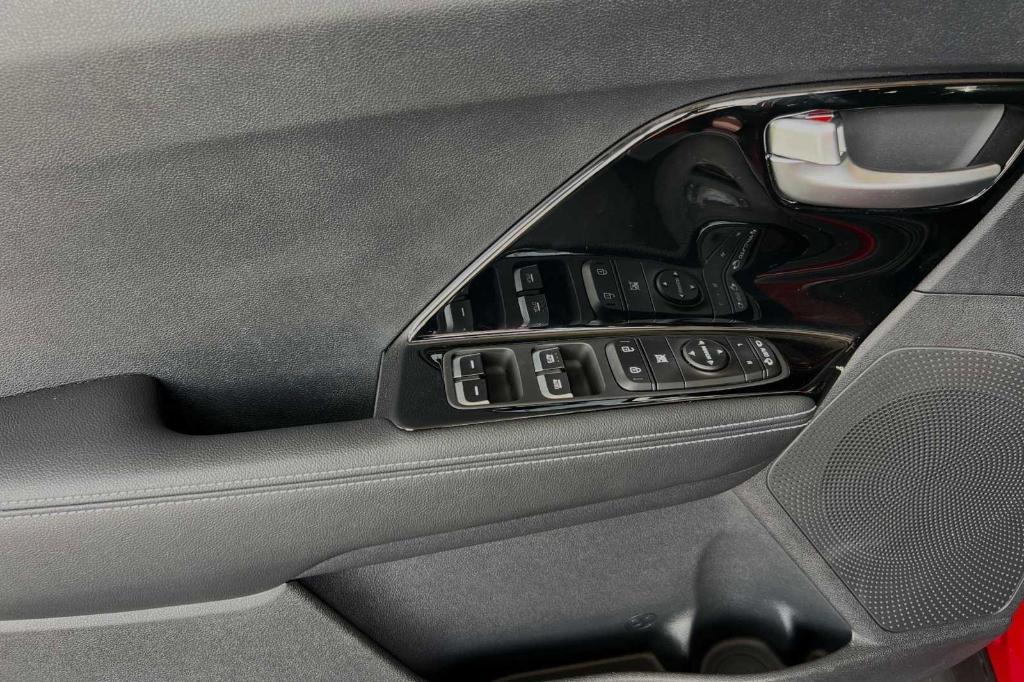 used 2020 Kia Niro EV car, priced at $19,377