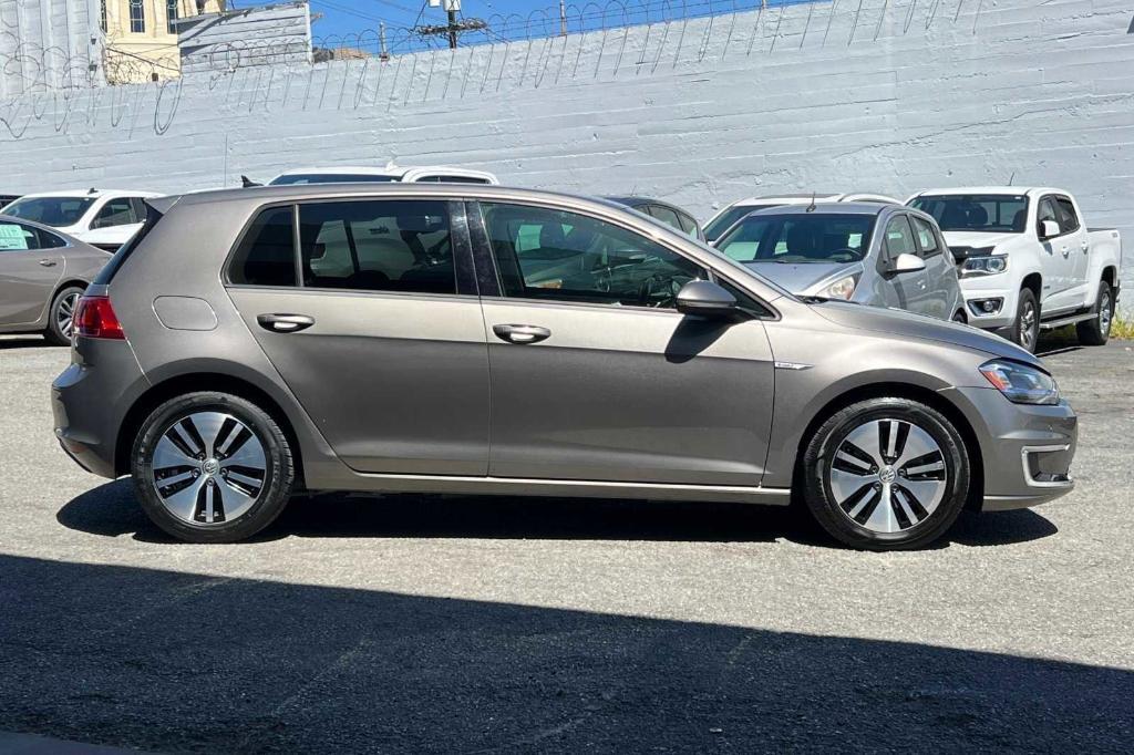 used 2015 Volkswagen e-Golf car, priced at $7,577