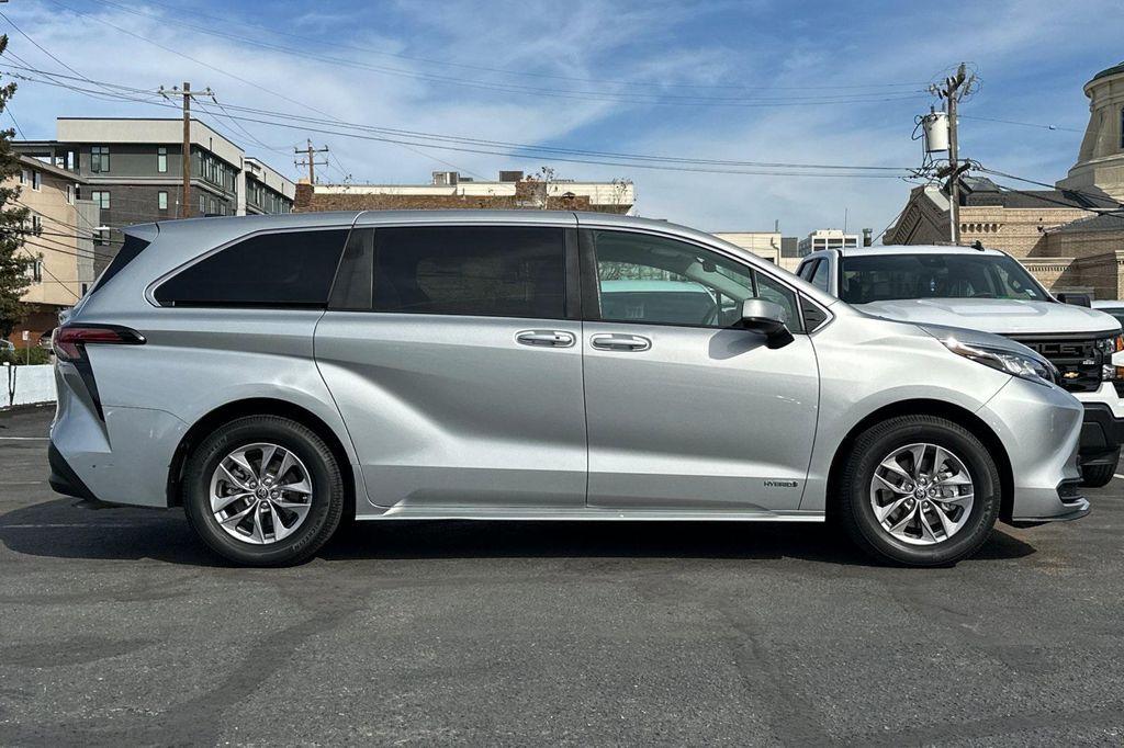 used 2021 Toyota Sienna car, priced at $30,900