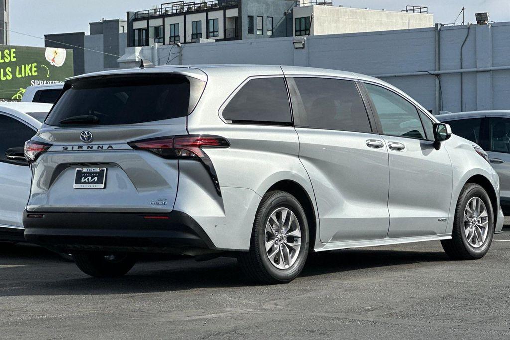 used 2021 Toyota Sienna car, priced at $30,900
