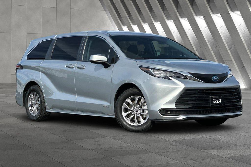 used 2021 Toyota Sienna car, priced at $30,900
