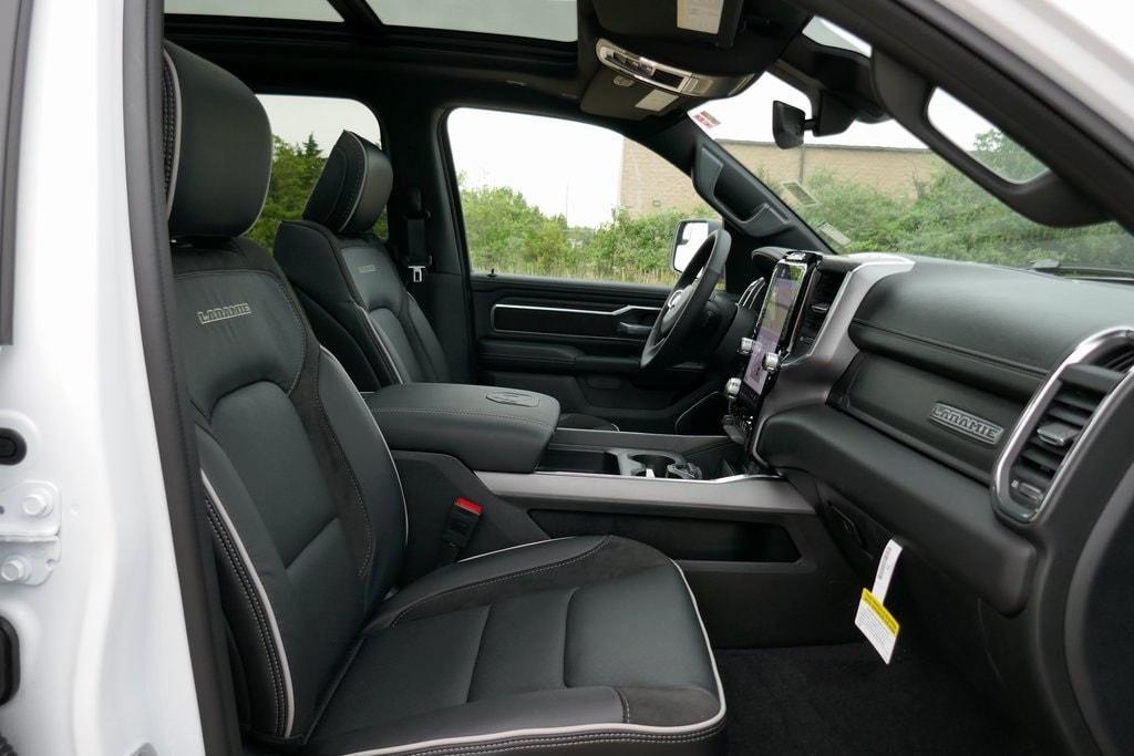 new 2025 Ram 1500 car, priced at $55,202