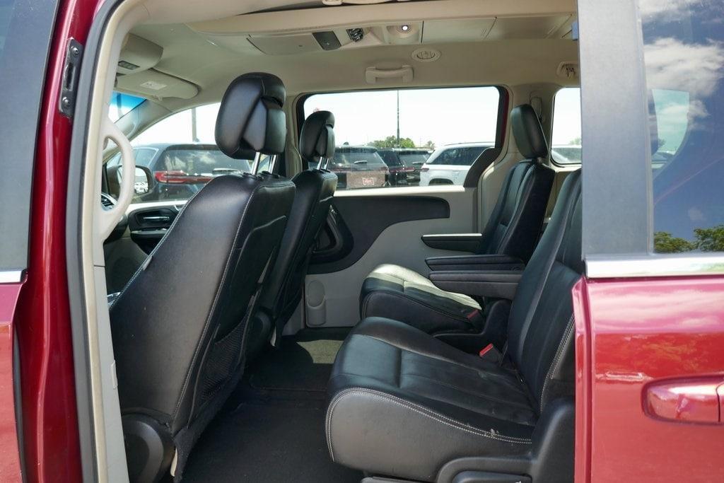 used 2015 Chrysler Town & Country car, priced at $10,495