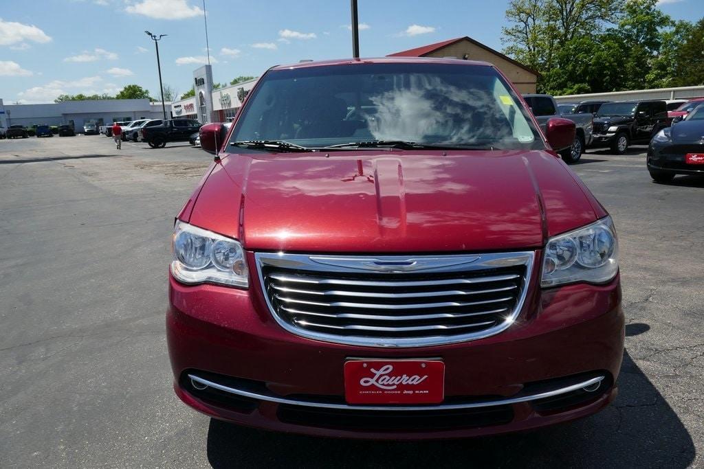 used 2015 Chrysler Town & Country car, priced at $10,495