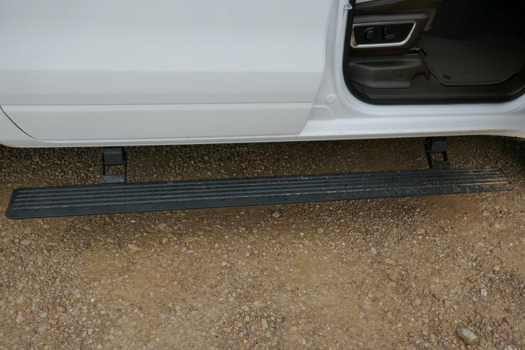 new 2025 Ram 1500 car, priced at $52,707