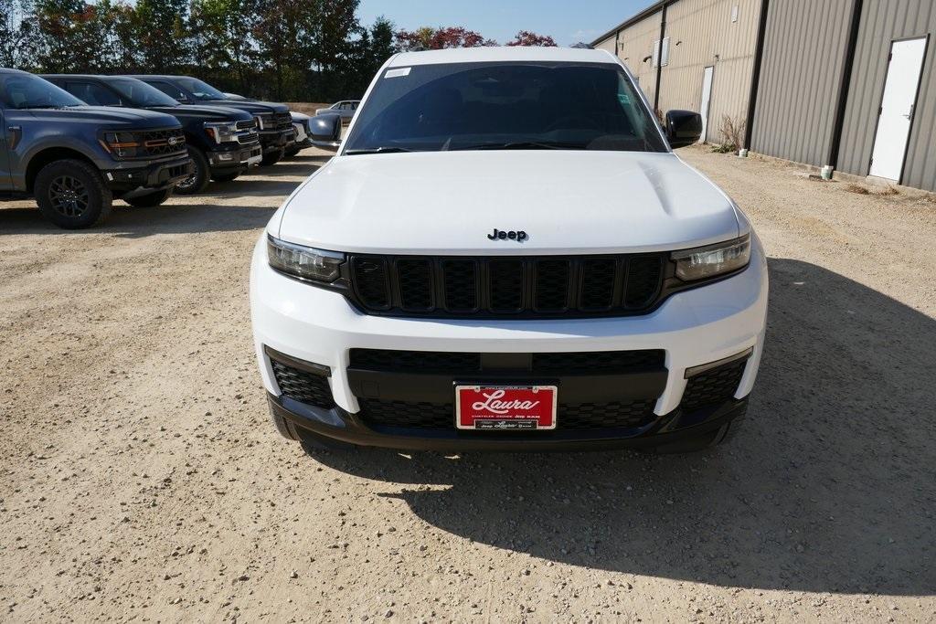 new 2025 Jeep Grand Cherokee L car, priced at $42,250