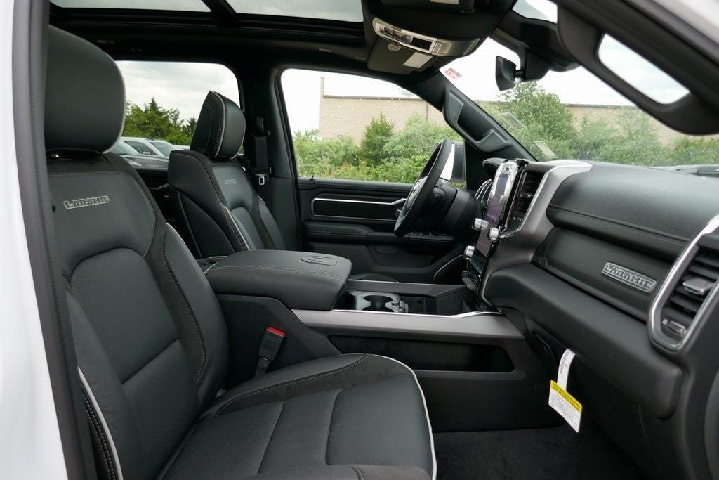 new 2025 Ram 1500 car, priced at $51,726