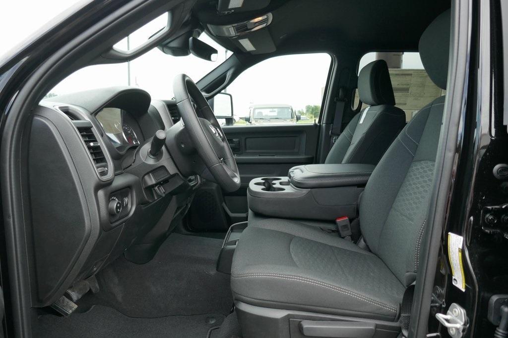 new 2025 Ram 2500 car, priced at $61,267