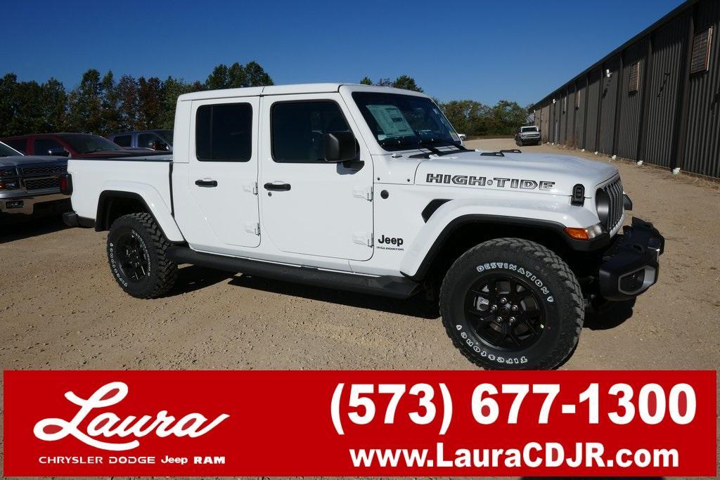 new 2025 Jeep Gladiator car, priced at $46,556