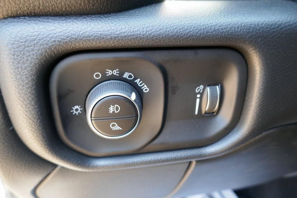 new 2025 Ram 2500 car, priced at $48,011