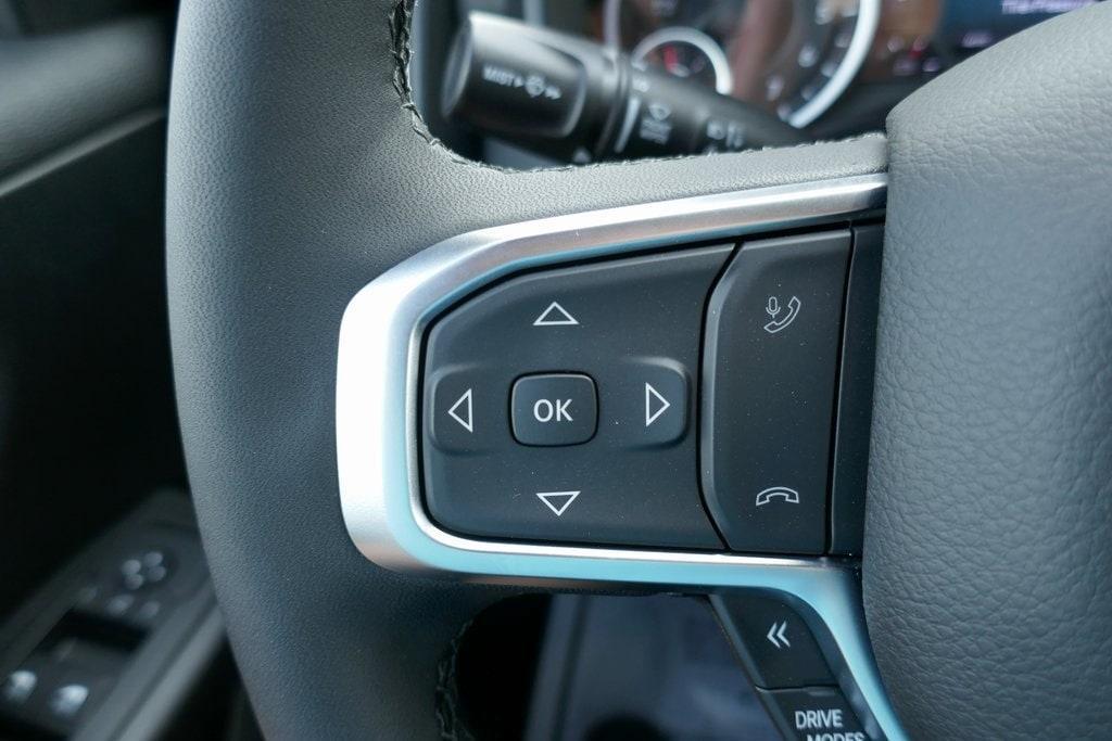 new 2025 Ram 1500 car, priced at $47,331
