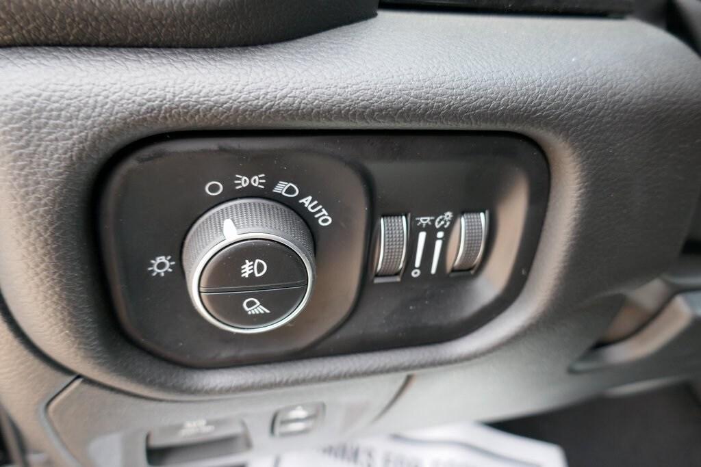new 2025 Ram 1500 car, priced at $58,020