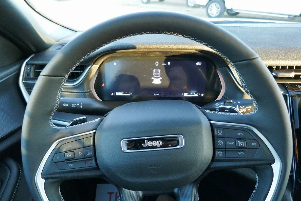 new 2025 Jeep Grand Cherokee car, priced at $41,908
